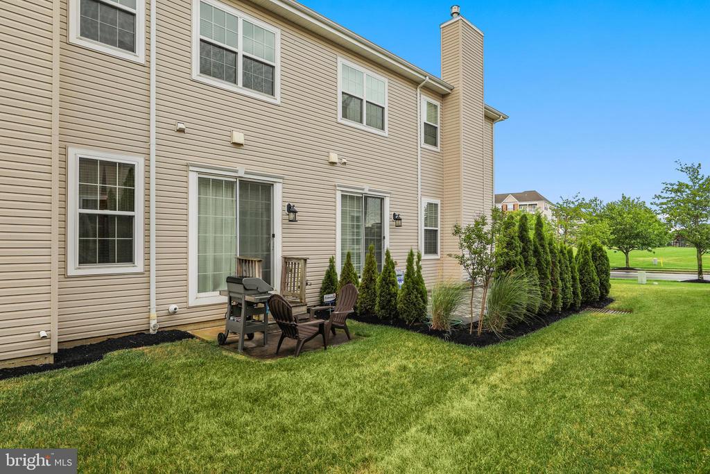 1804 YEARLING COURT