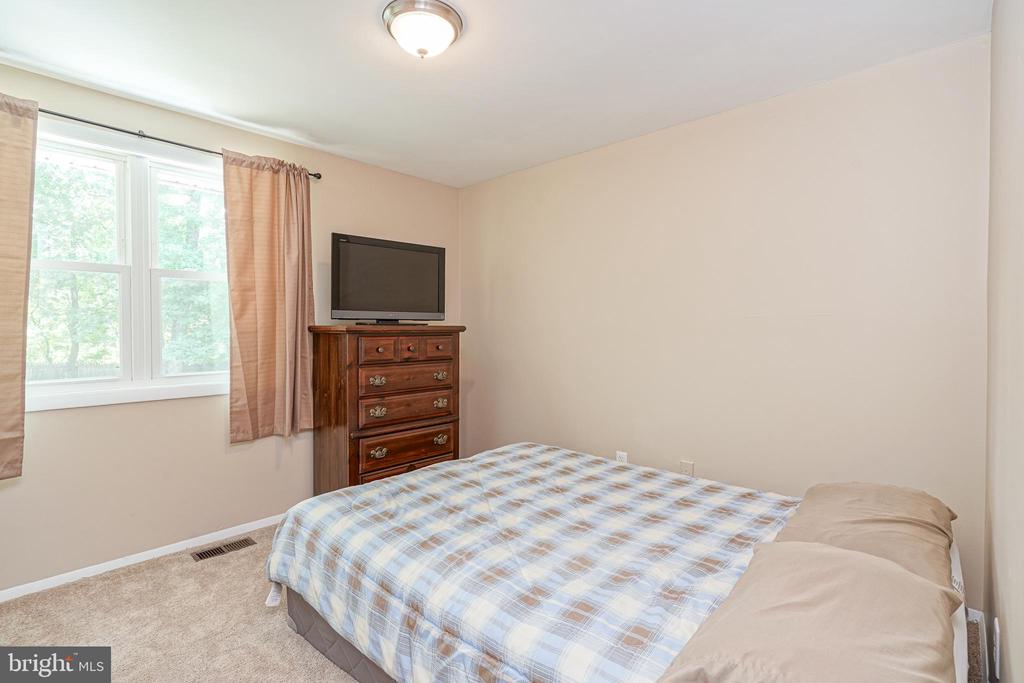6 PITTMAN PLACE