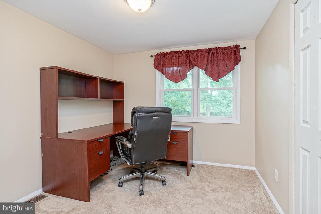 6 PITTMAN PLACE