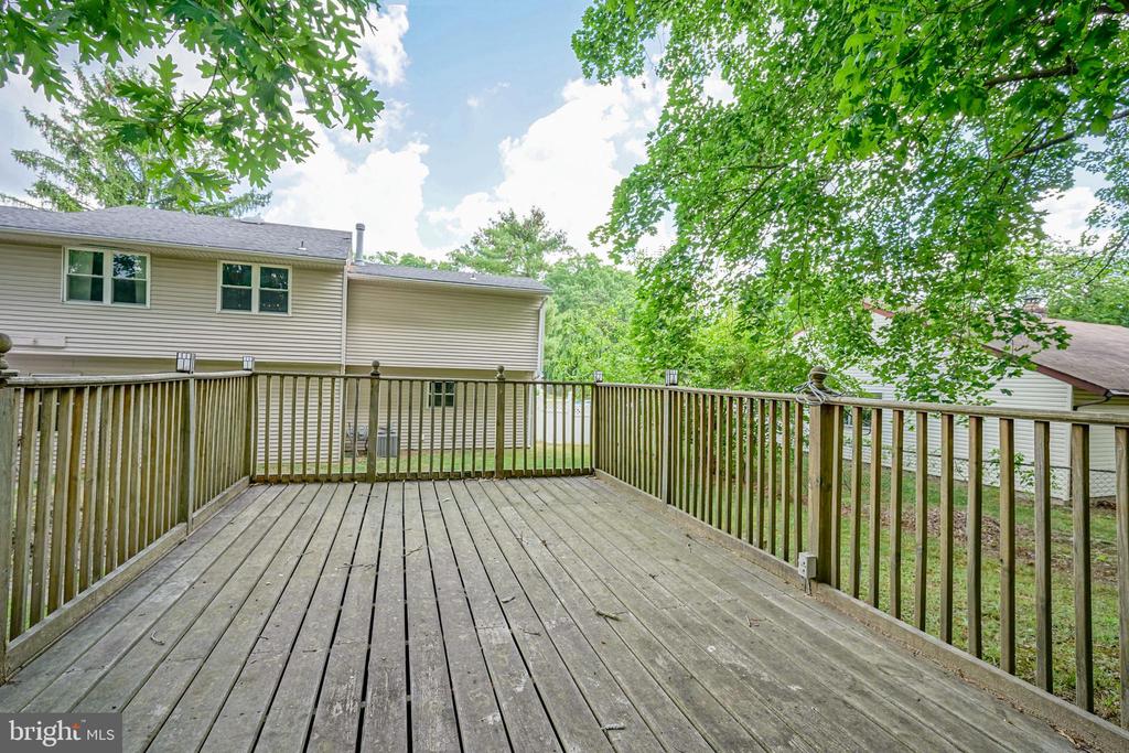 6 PITTMAN PLACE