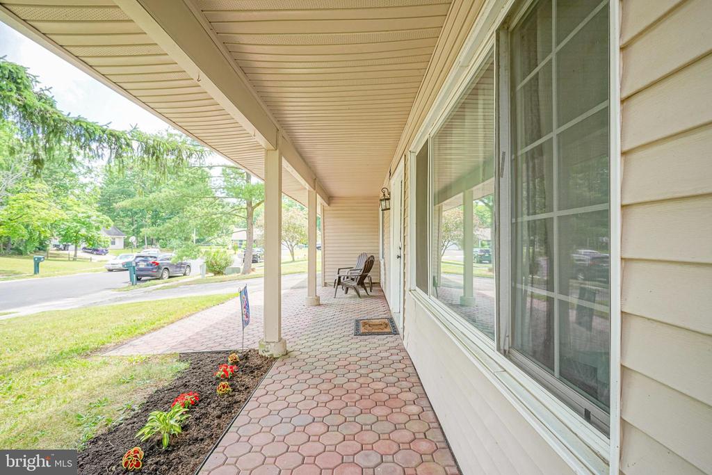 6 PITTMAN PLACE