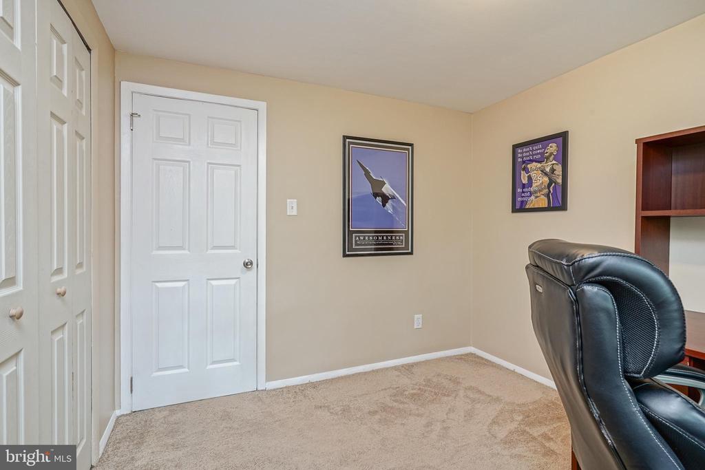 6 PITTMAN PLACE