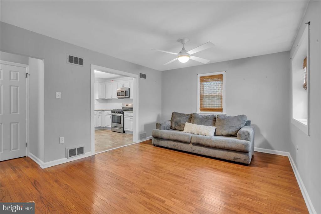 446 WALNUT STREET