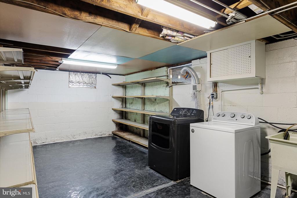 160 Ashbrook Rd
