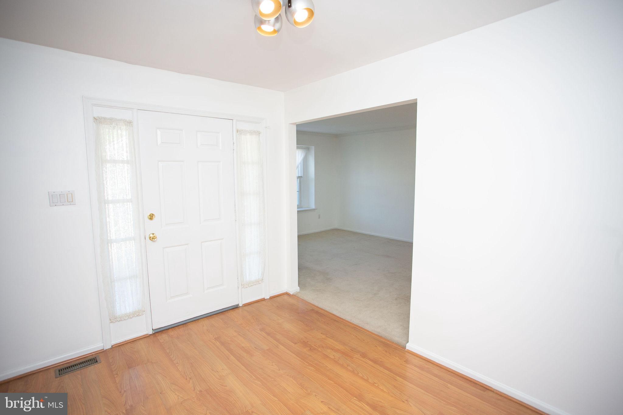 9 N GREEN ACRE DRIVE