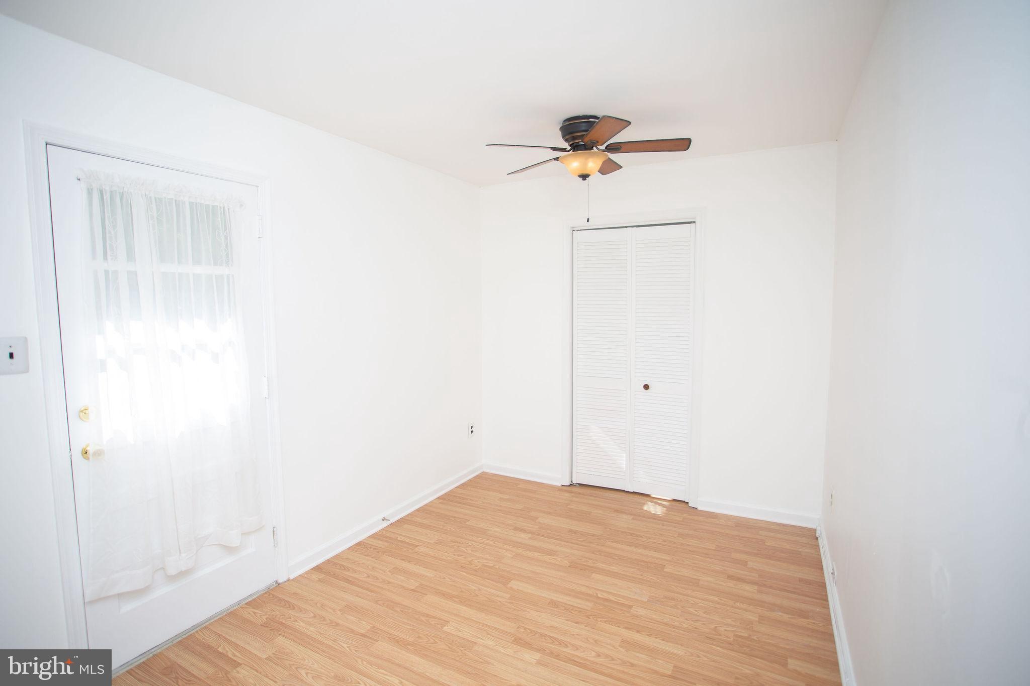 9 N GREEN ACRE DRIVE