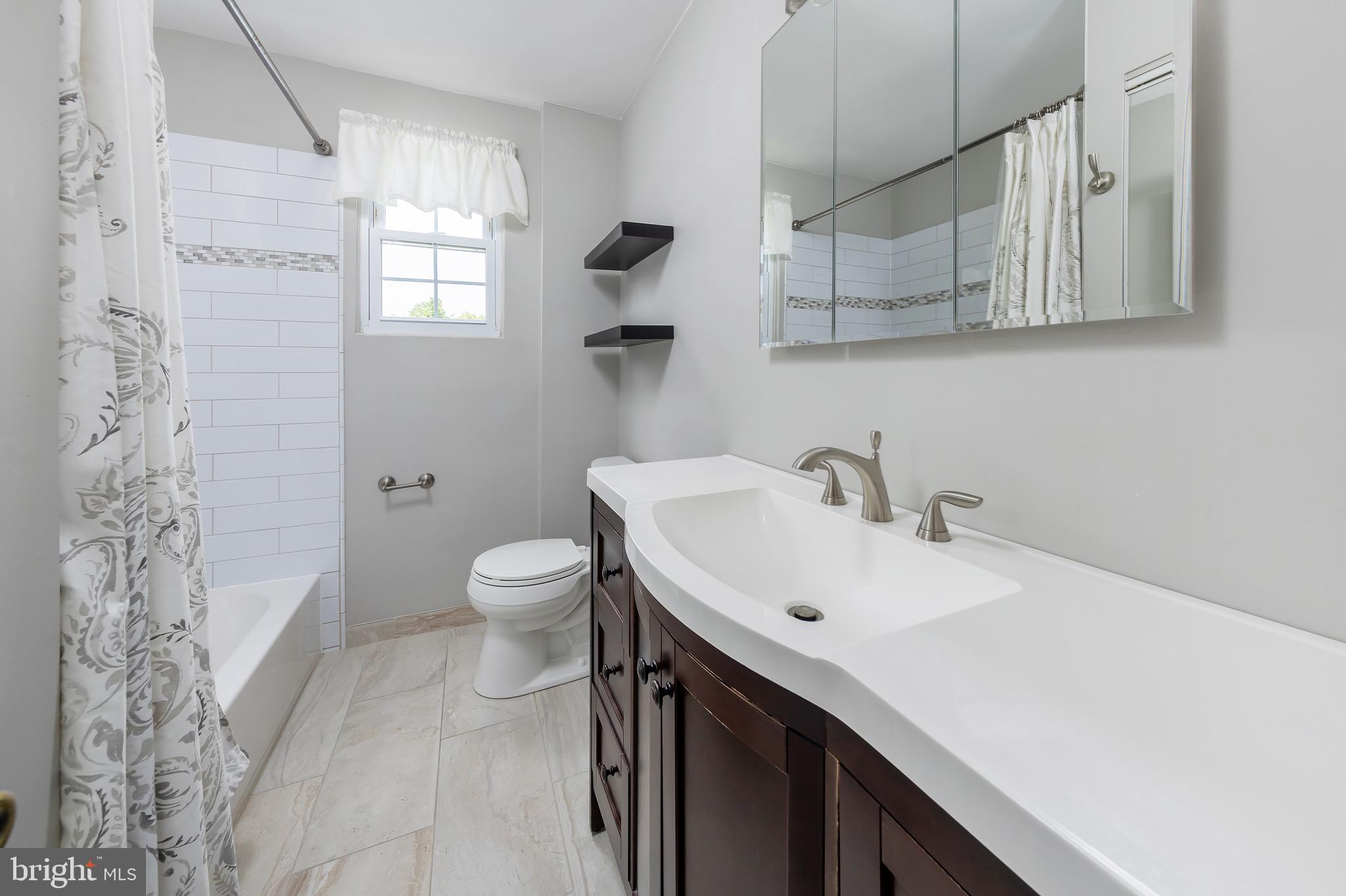 205 S BROOKFIELD ROAD