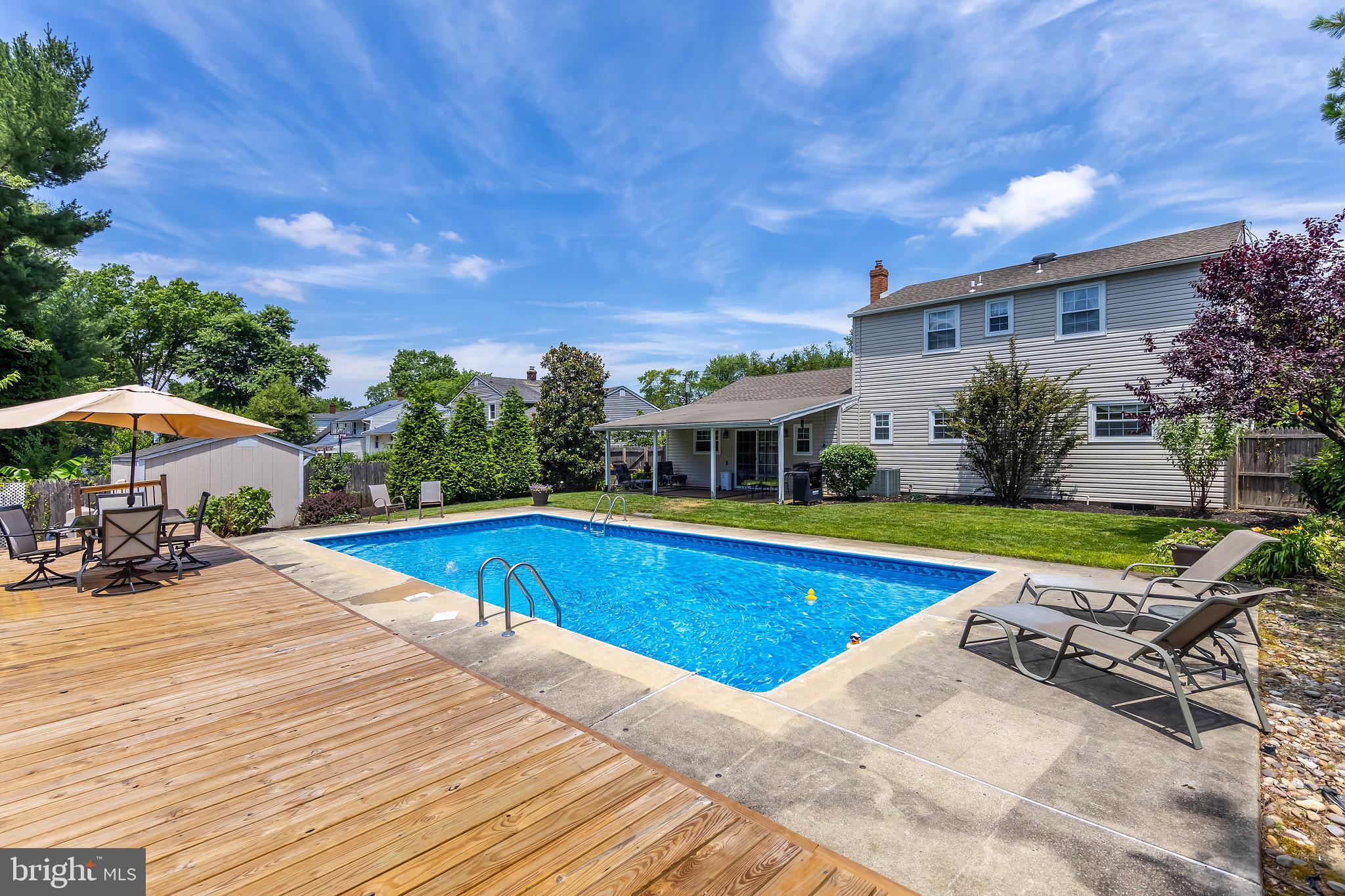 205 S BROOKFIELD ROAD