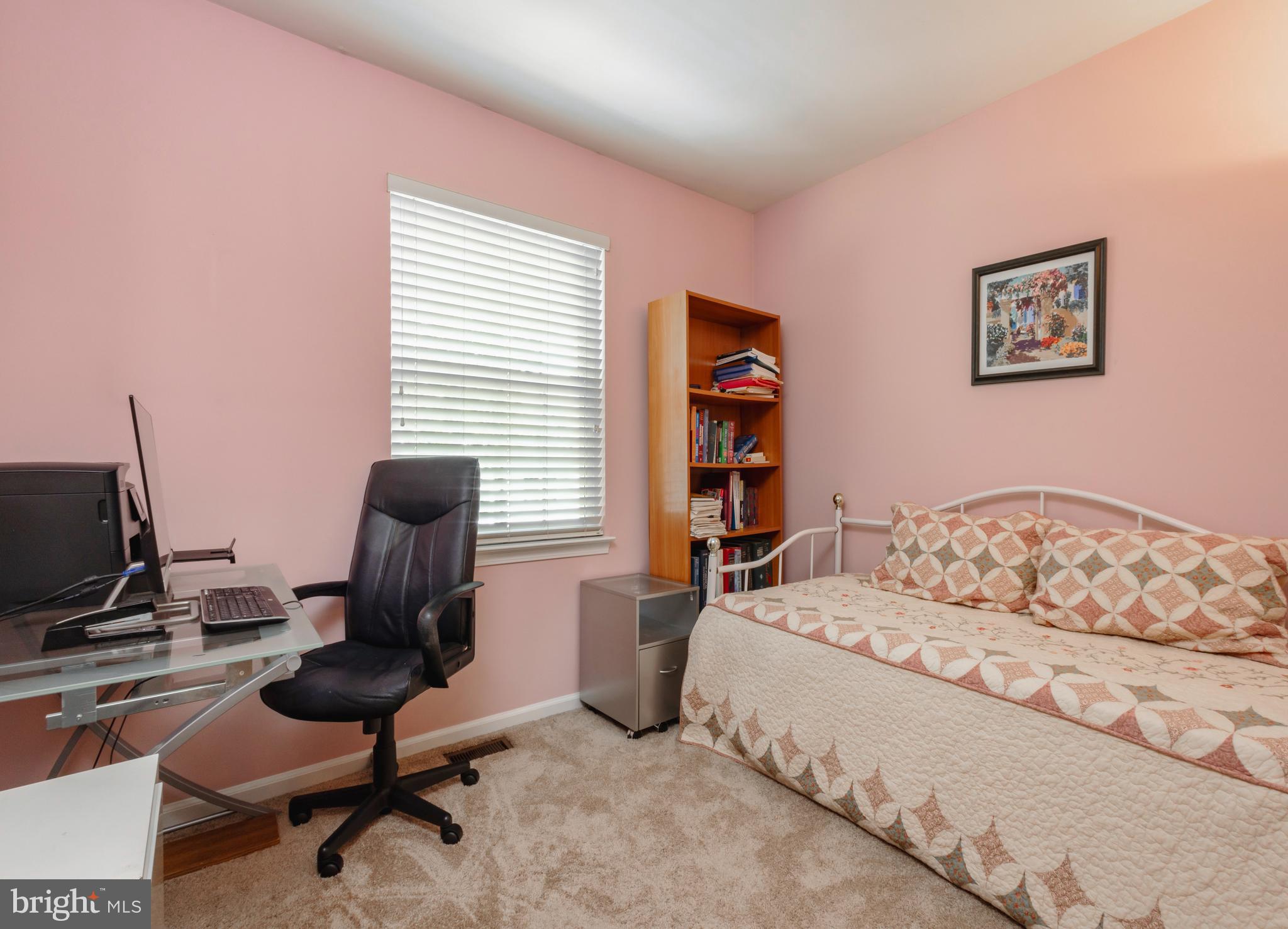 2404 DORAL DRIVE