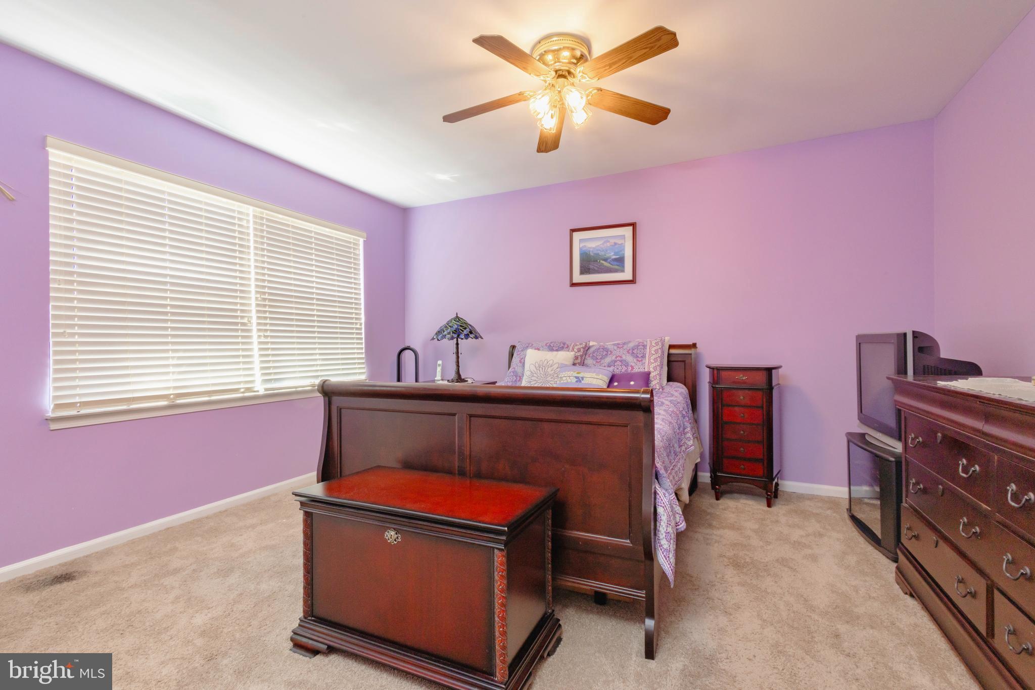 2404 DORAL DRIVE