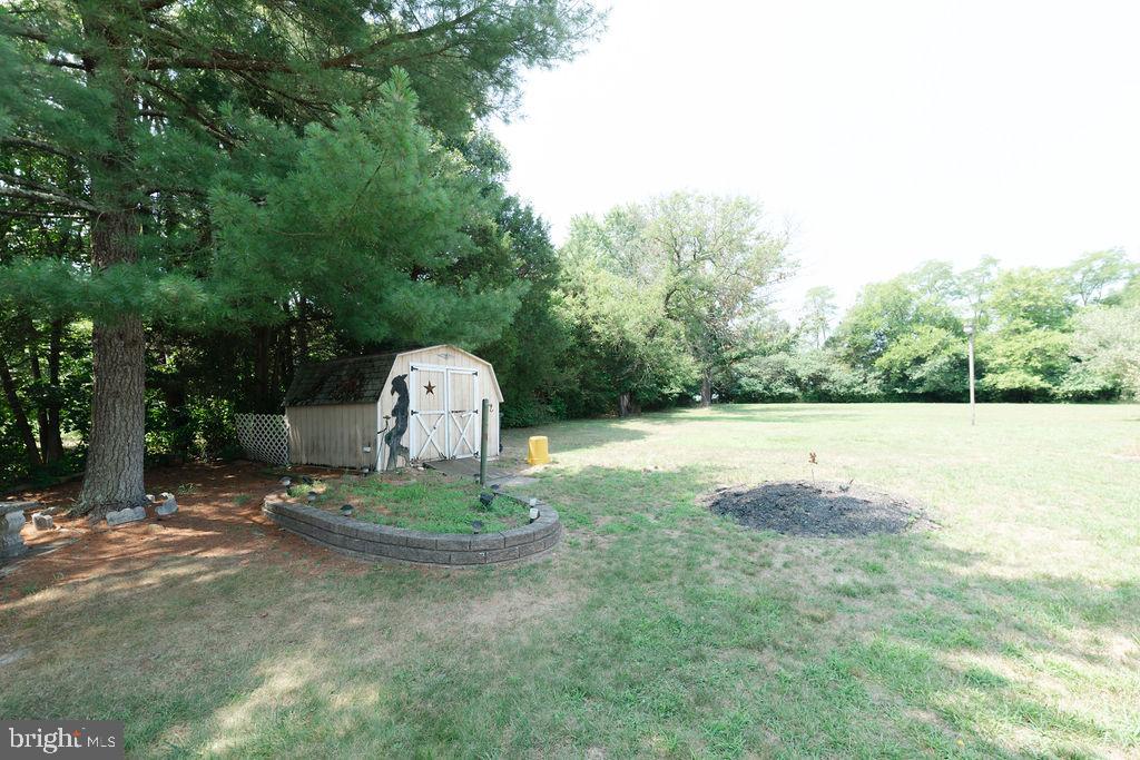 39 S CEDAR BROOK ROAD