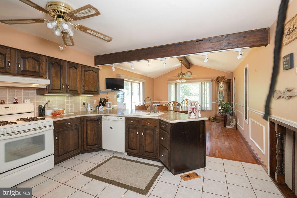 39 S CEDAR BROOK ROAD