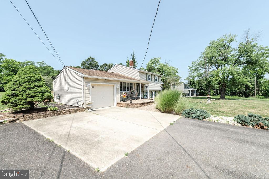 39 S CEDAR BROOK ROAD