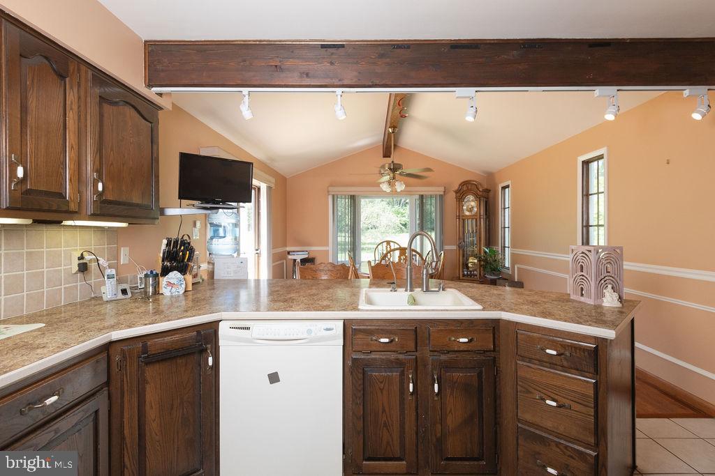 39 S CEDAR BROOK ROAD