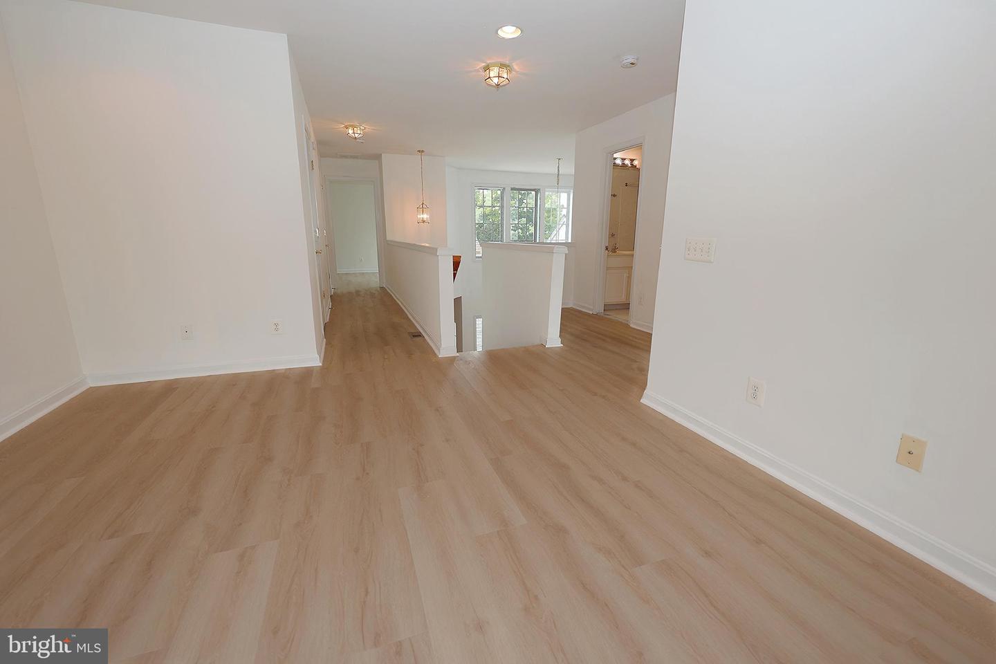 44 BORTON AVE