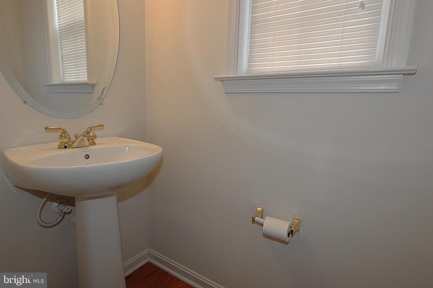 44 BORTON AVE