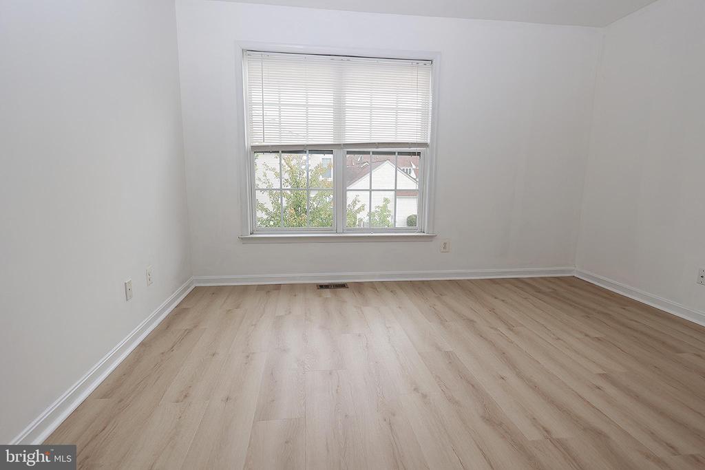 44 BORTON AVE
