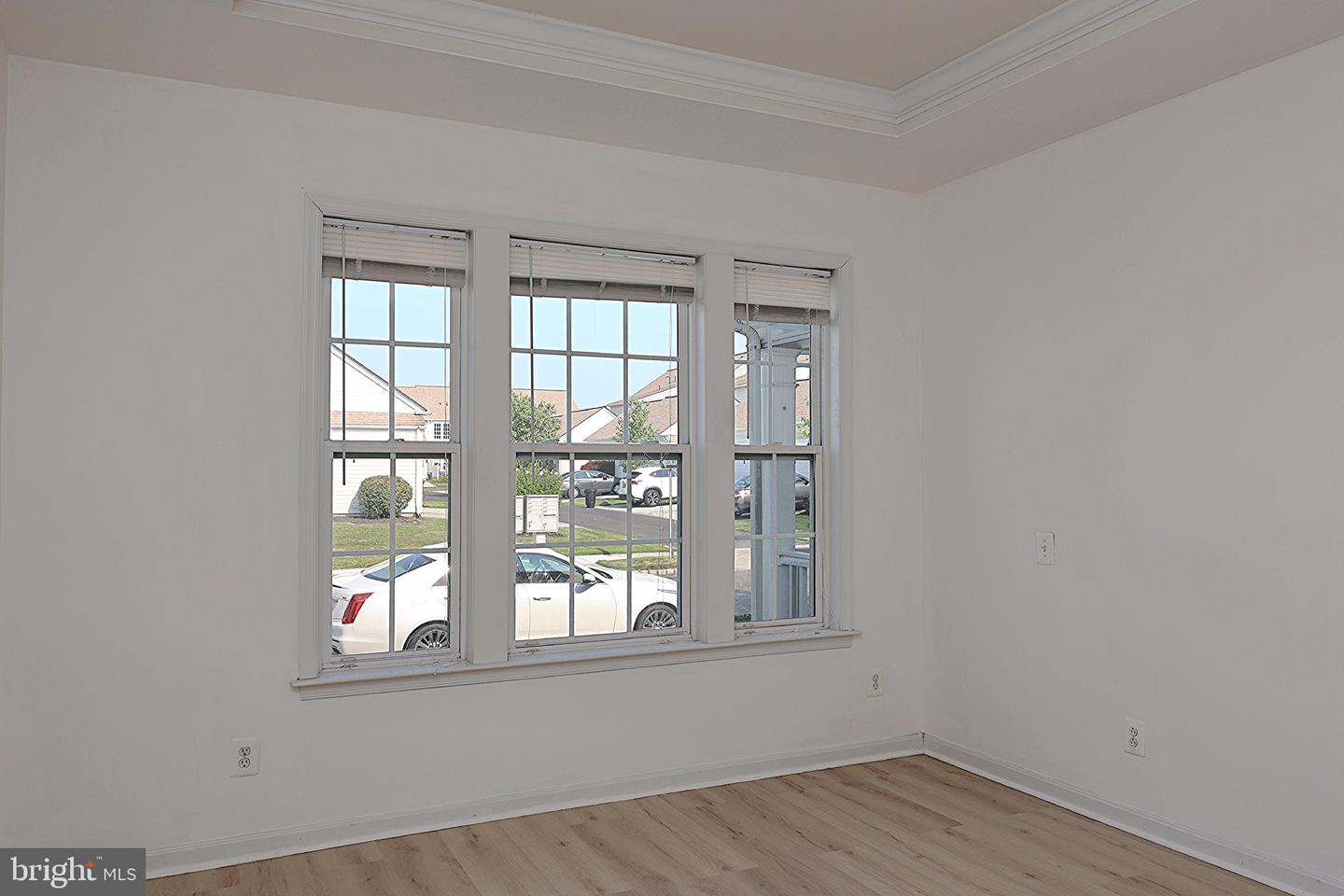 44 BORTON AVE