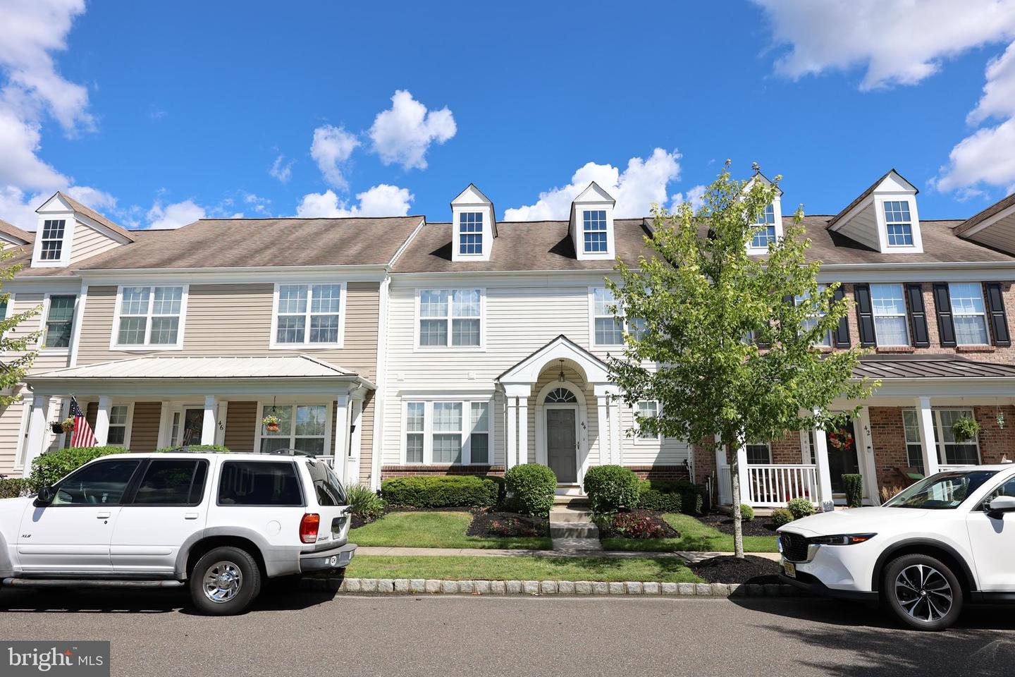 44 BORTON AVE