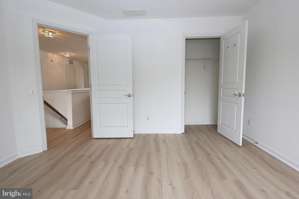 44 BORTON AVE