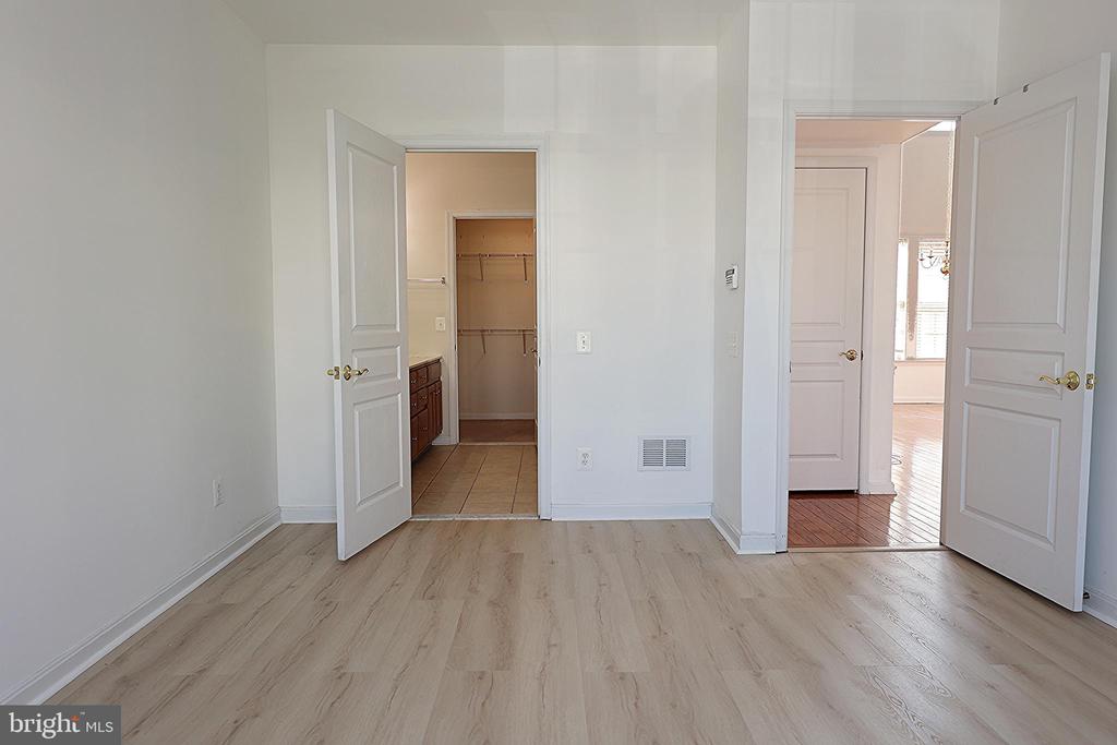 44 BORTON AVE