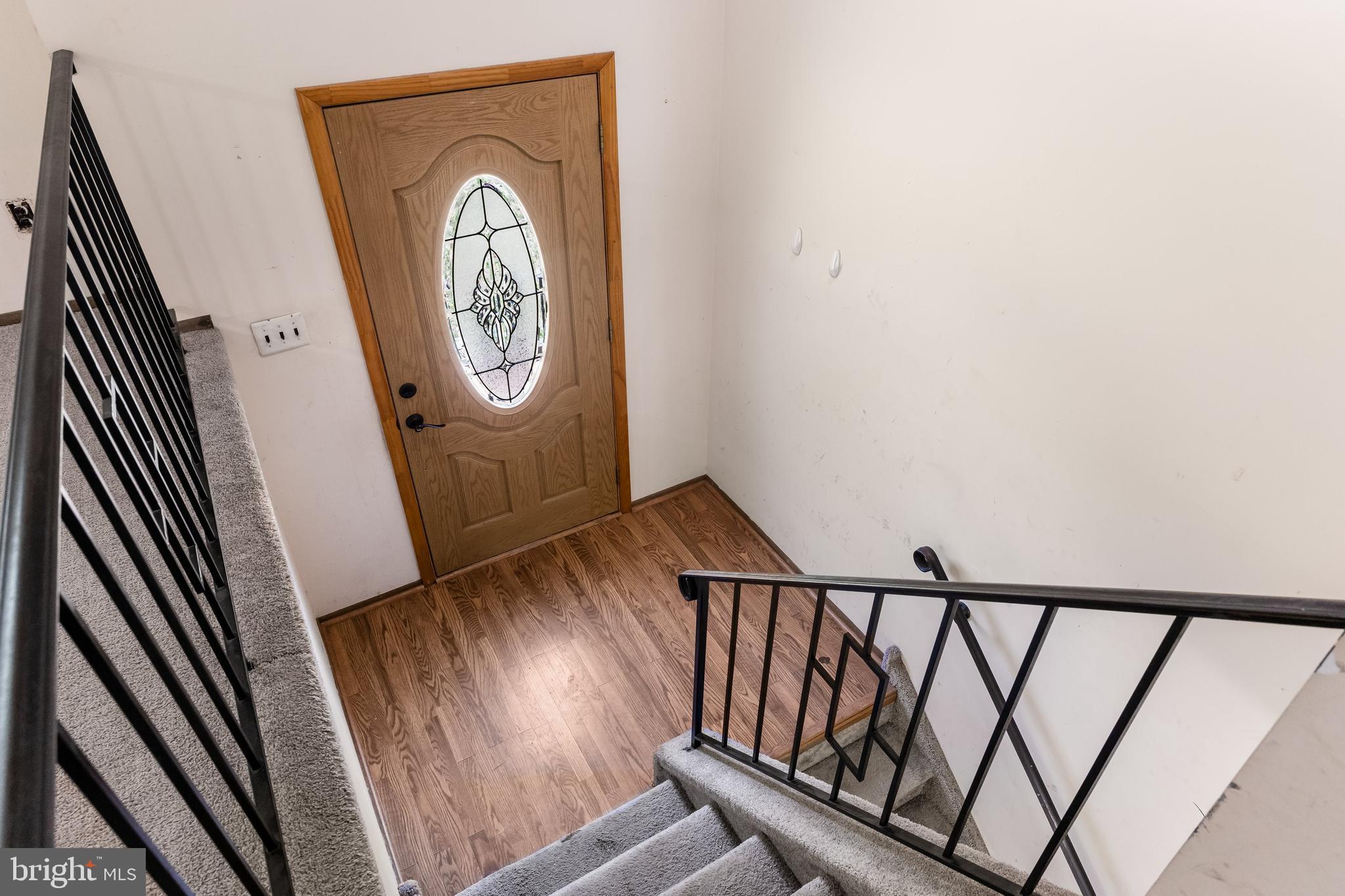 2337 FERNWOOD AVENUE