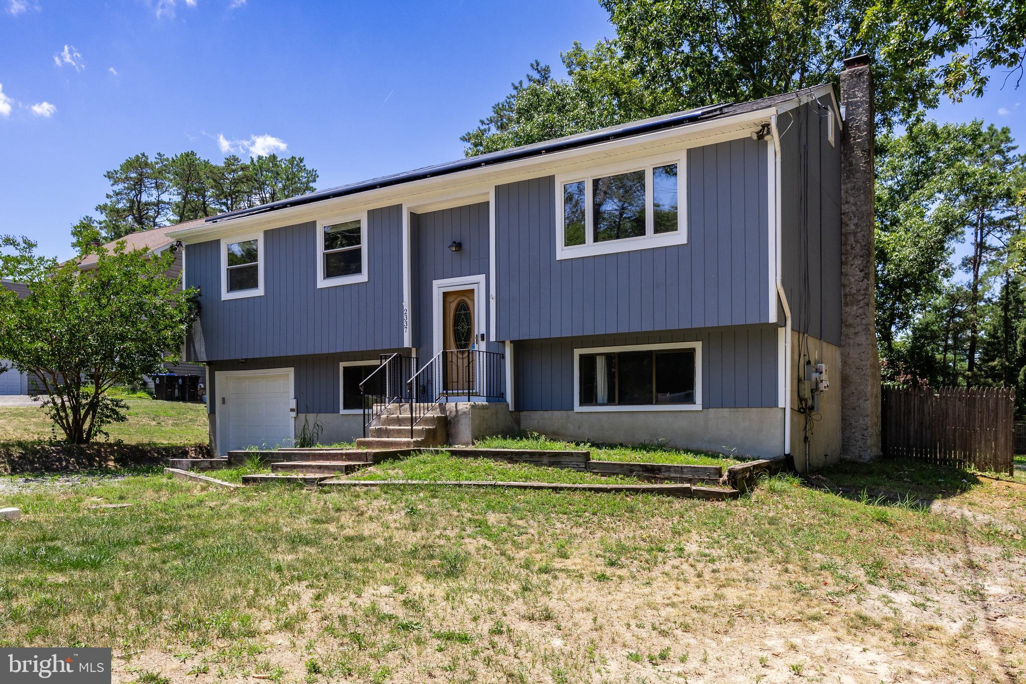 2337 FERNWOOD AVENUE