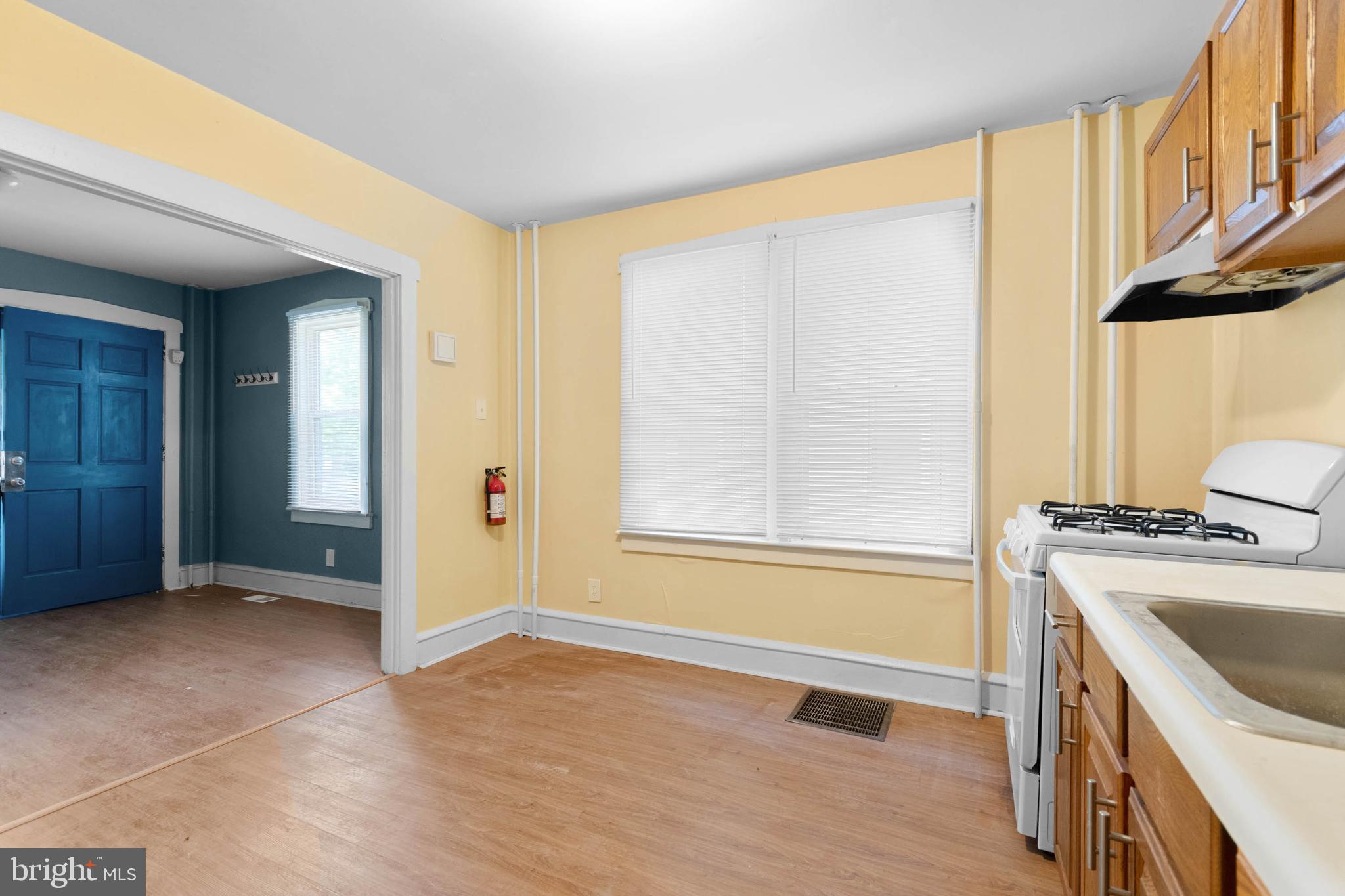244 MANSION AVENUE