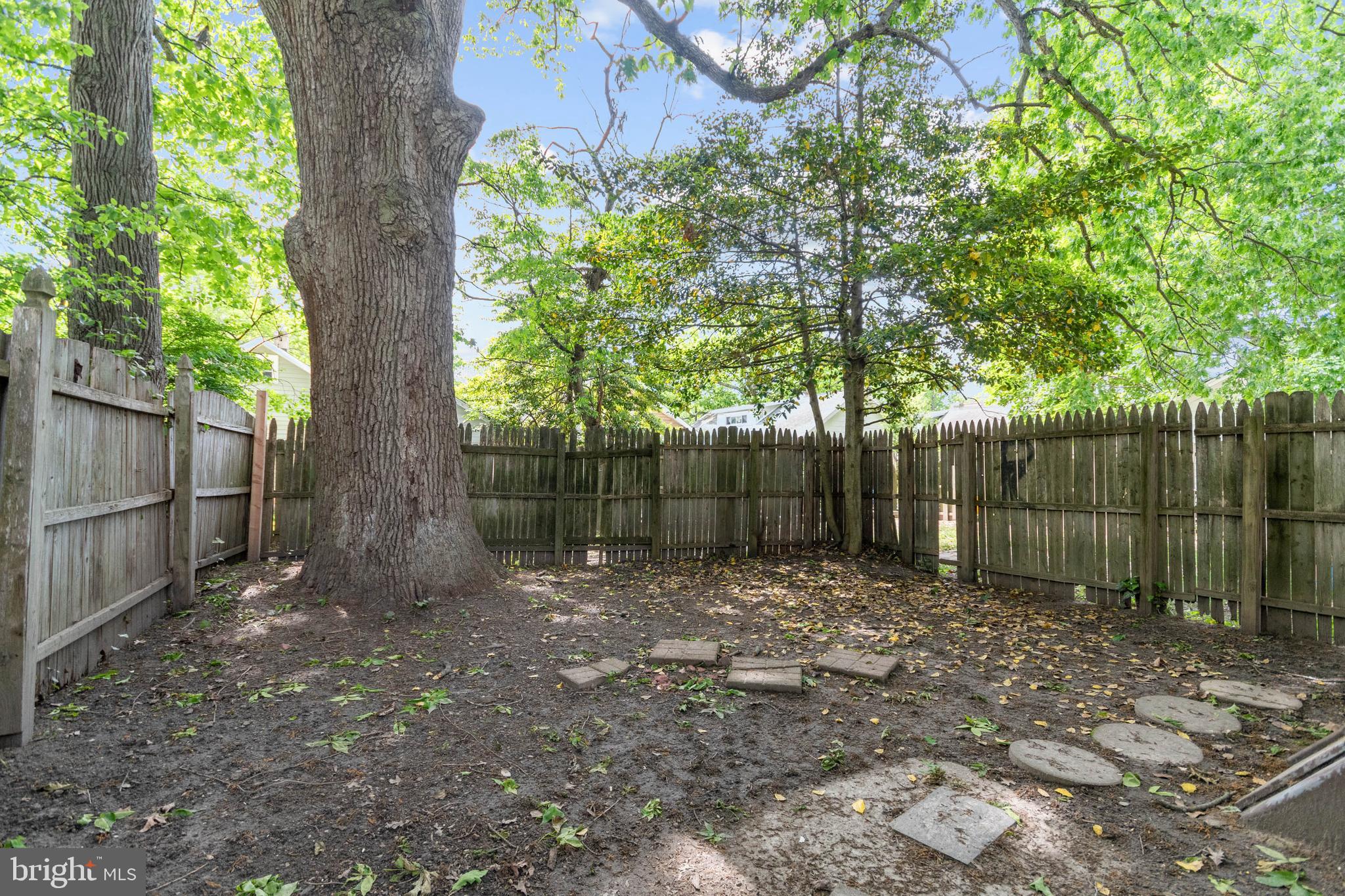 244 MANSION AVENUE