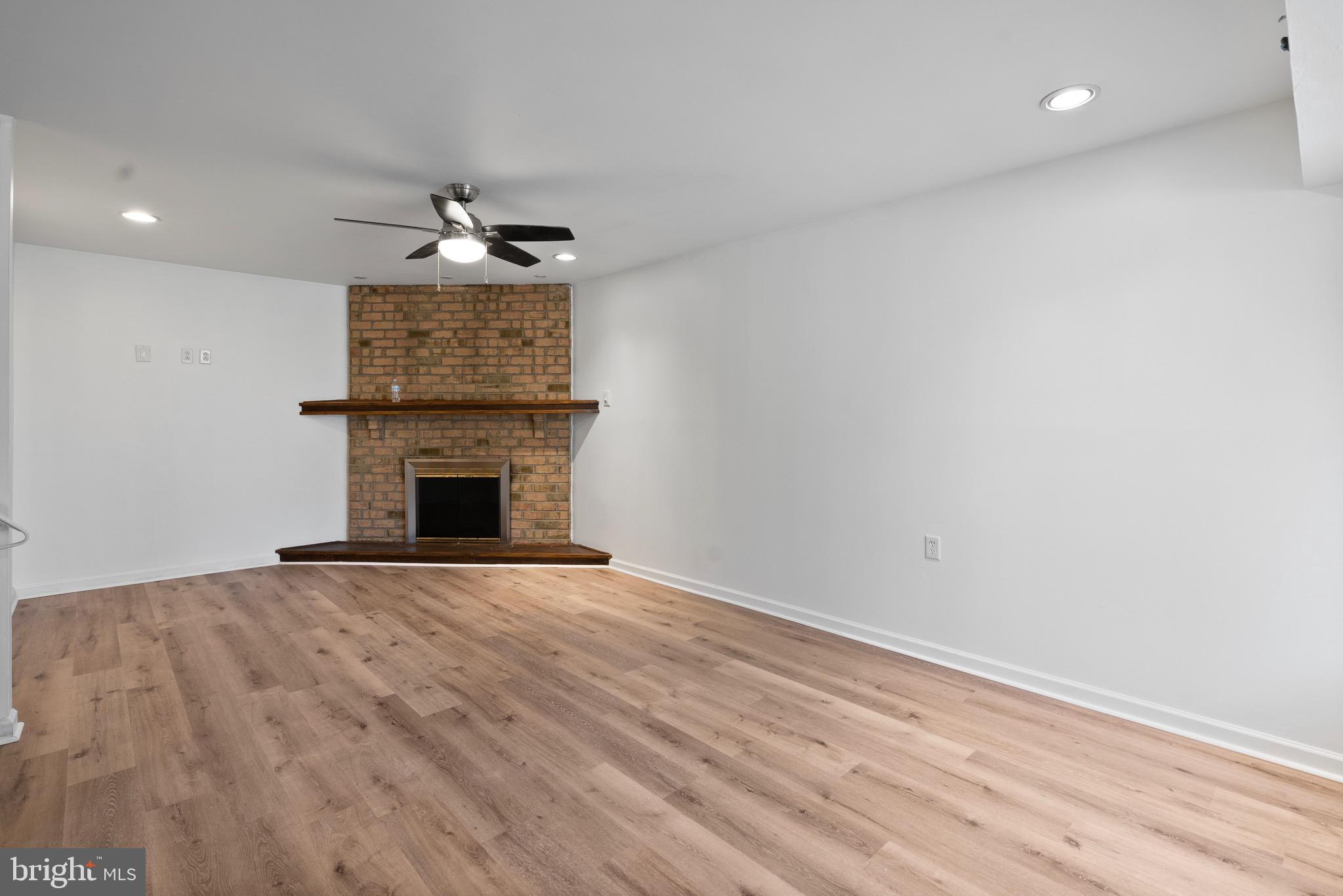1202 TIMBER CREEK RD