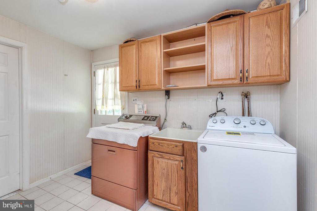 1017 Rymill Run