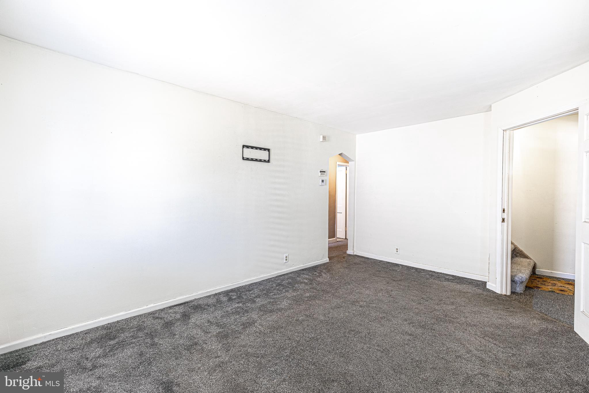 1101 Center Ave