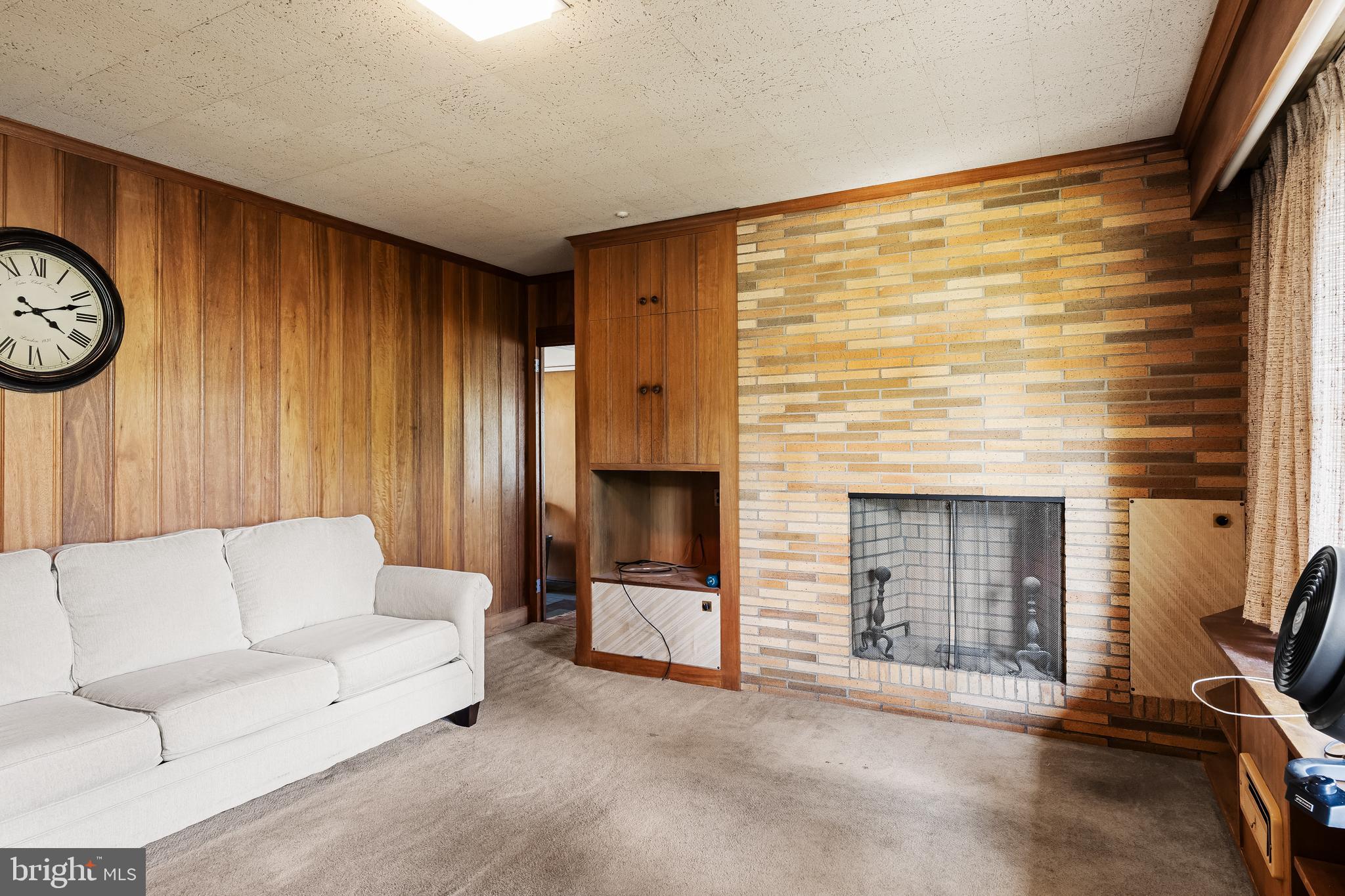 5010 Russell Ave