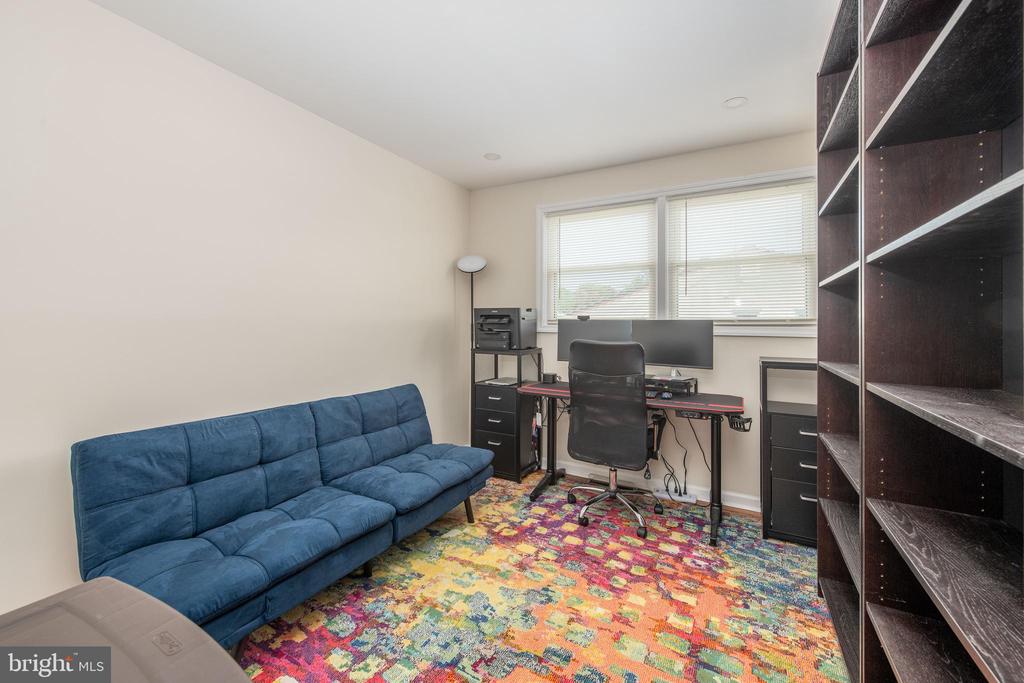 113 WOODLAND AVENUE