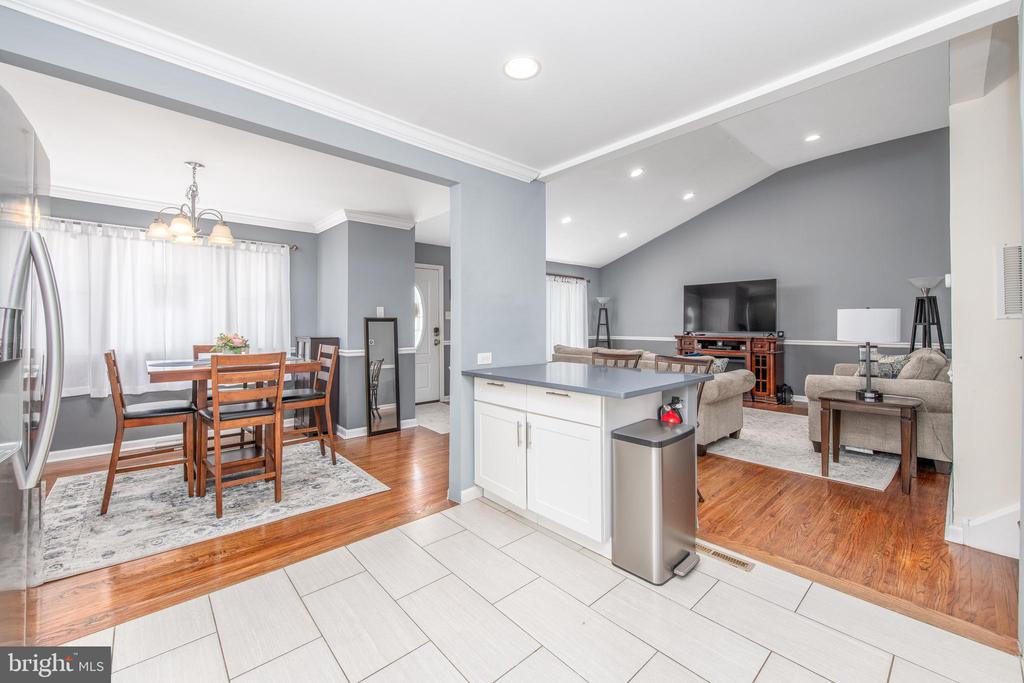 113 WOODLAND AVENUE