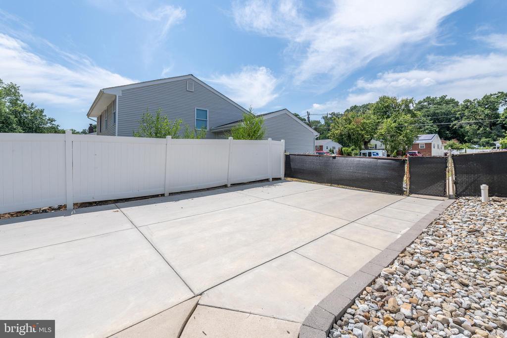 113 WOODLAND AVENUE