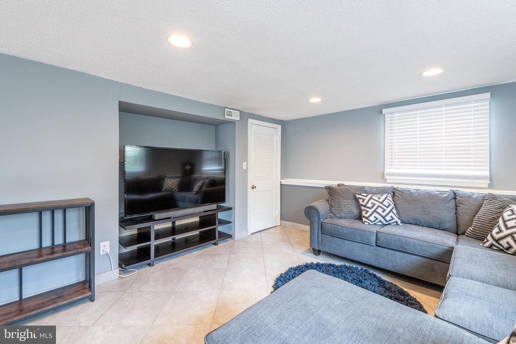 113 WOODLAND AVENUE