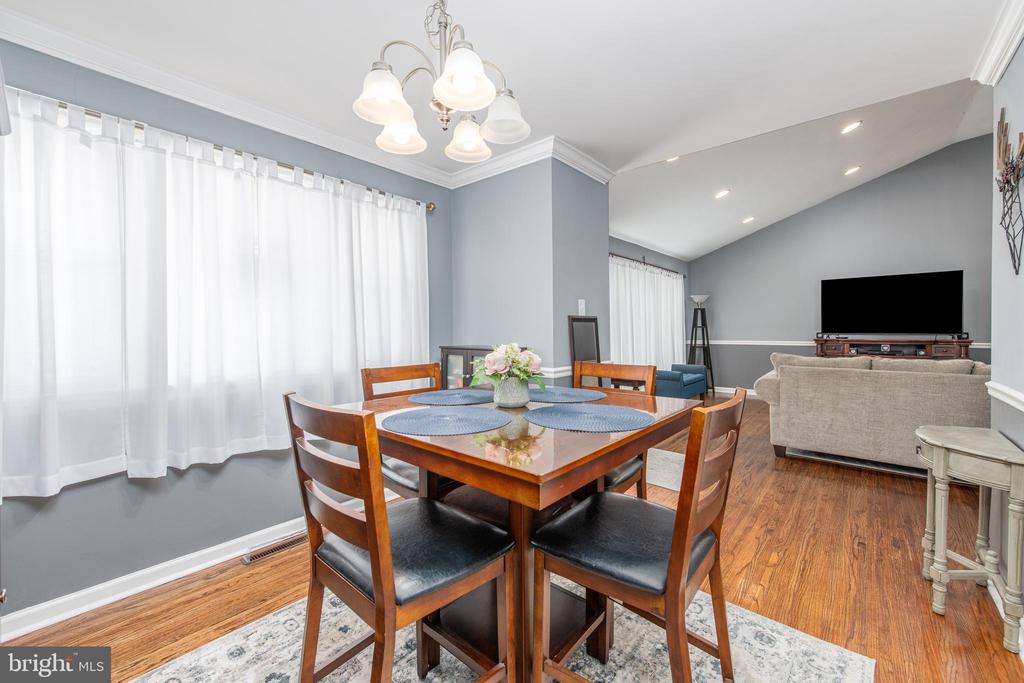 113 WOODLAND AVENUE
