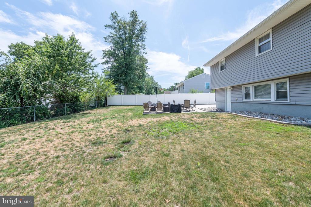 113 WOODLAND AVENUE