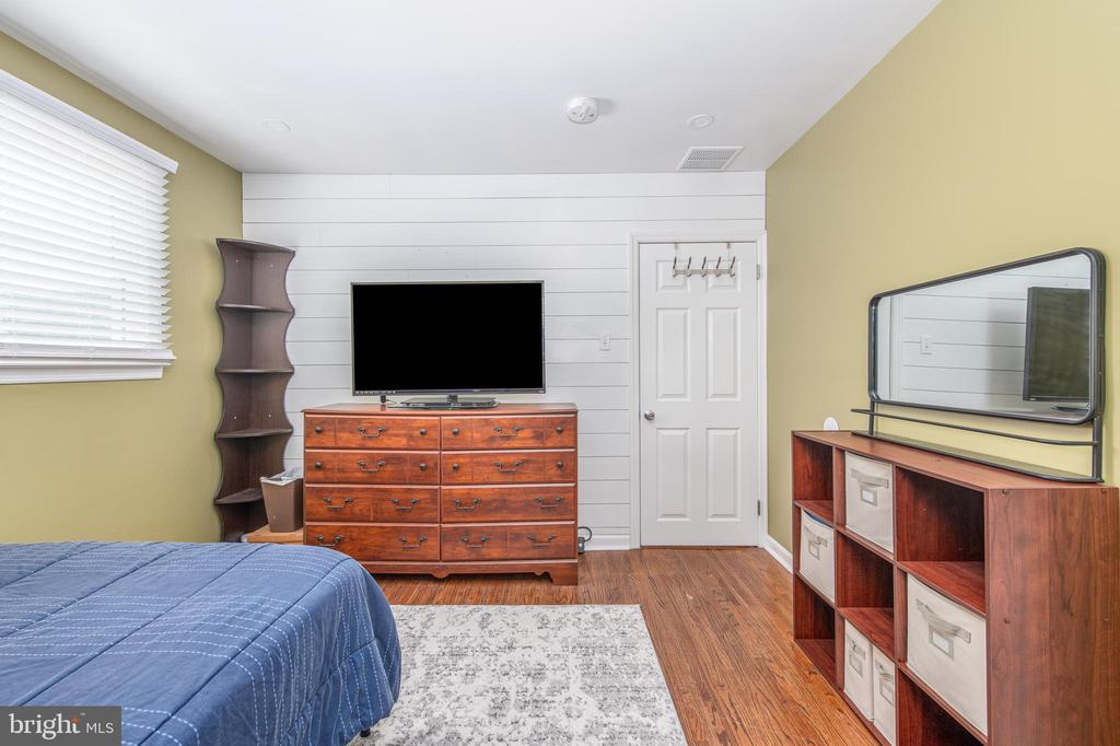 113 WOODLAND AVENUE