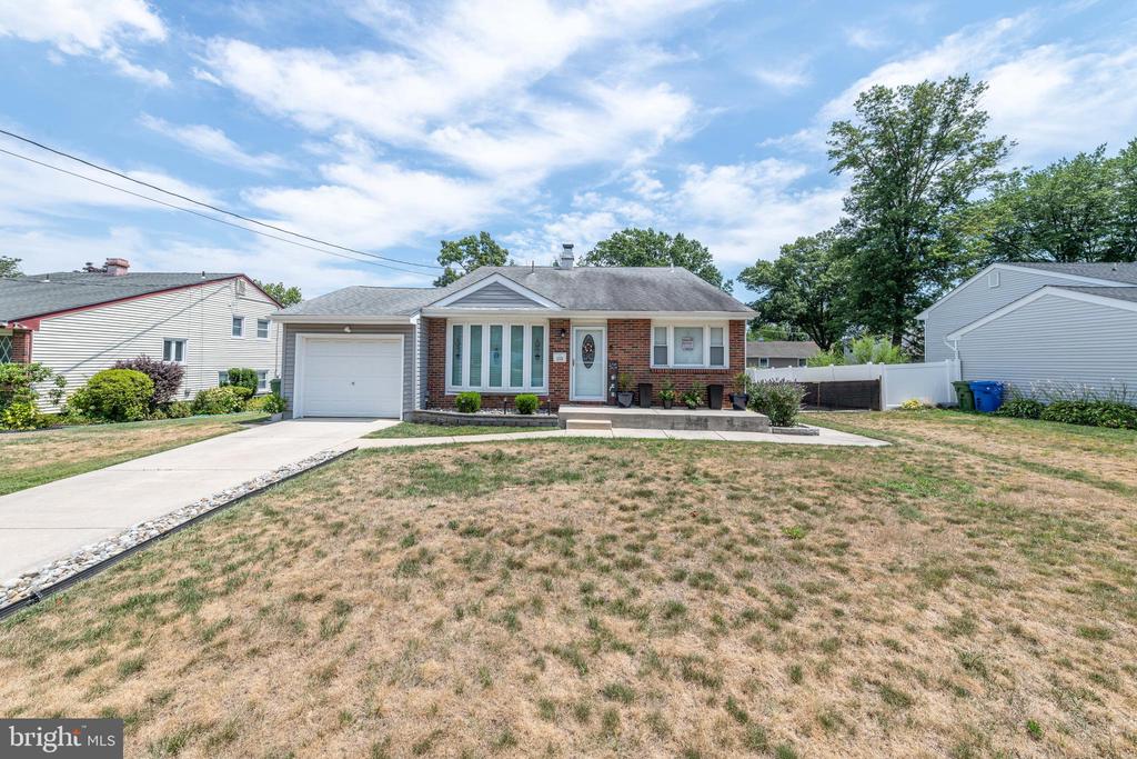 113 WOODLAND AVENUE