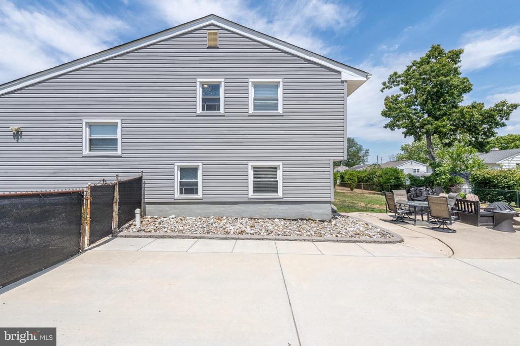 113 WOODLAND AVENUE