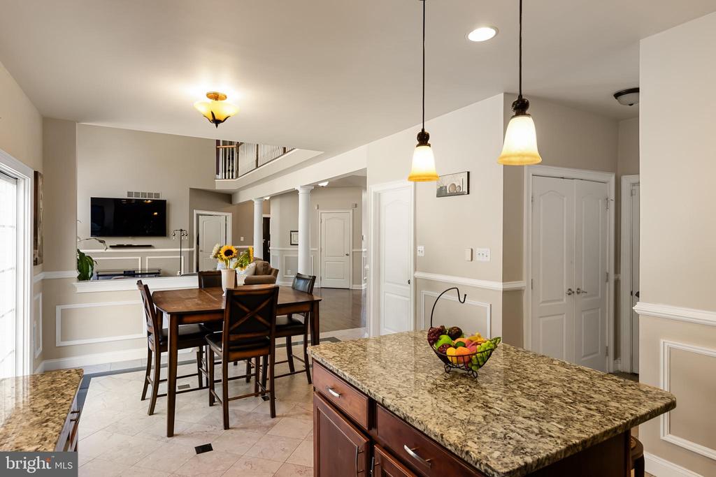 113 Summerbrooke Ct