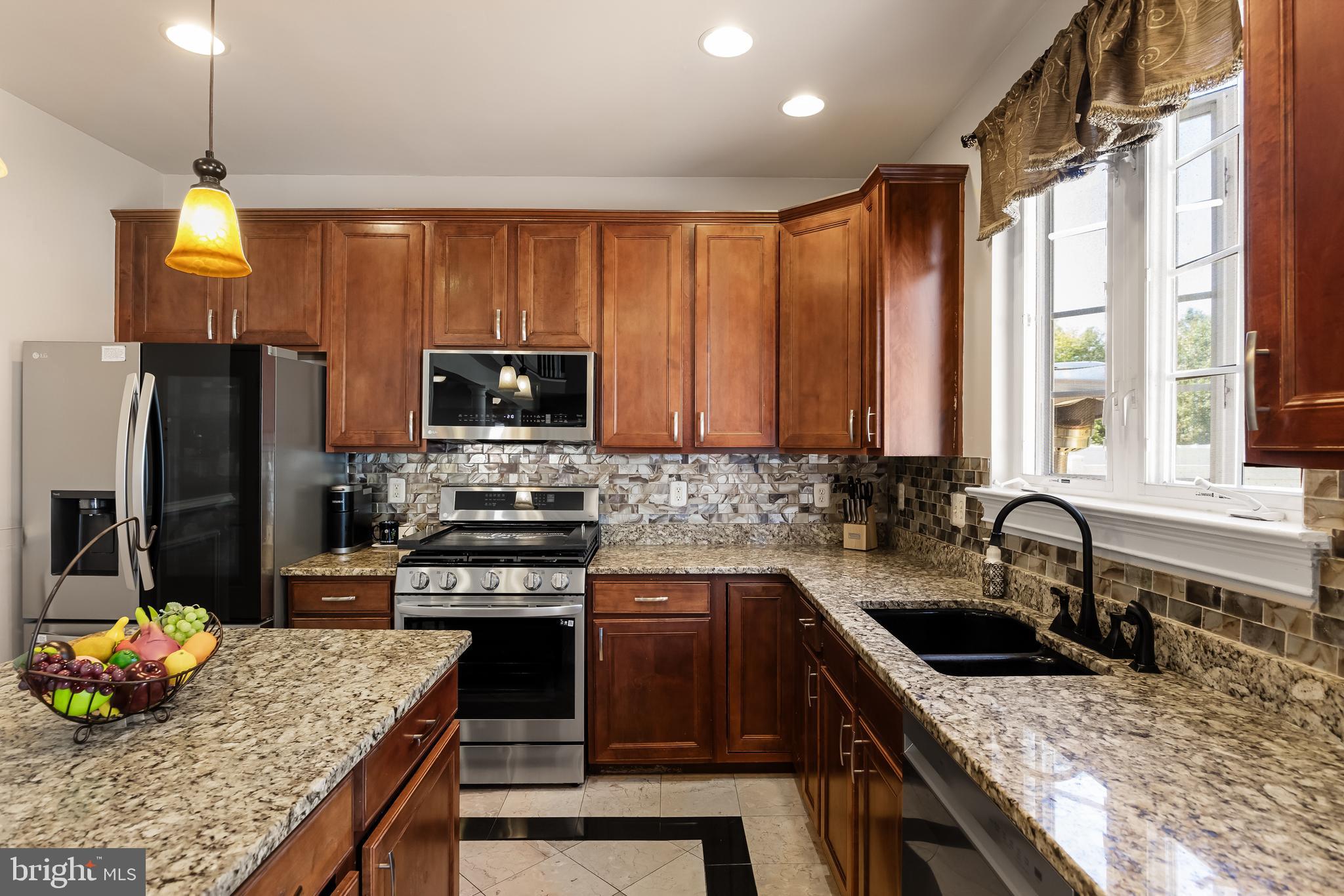 113 Summerbrooke Ct