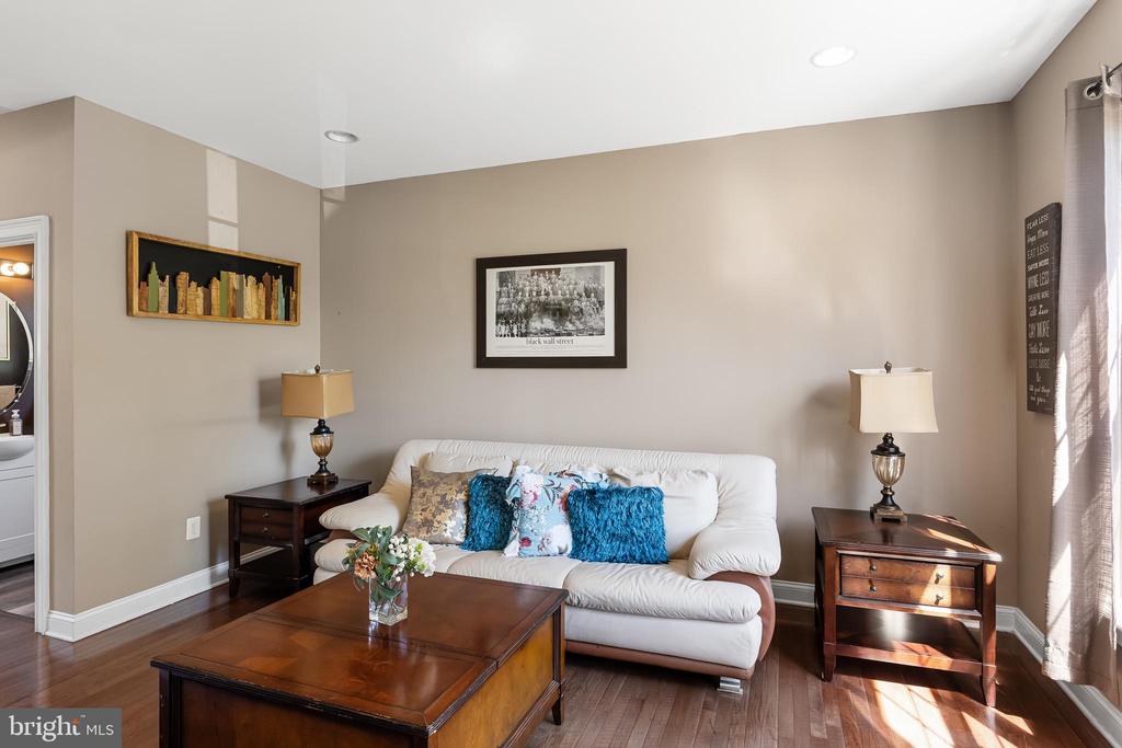 113 Summerbrooke Ct
