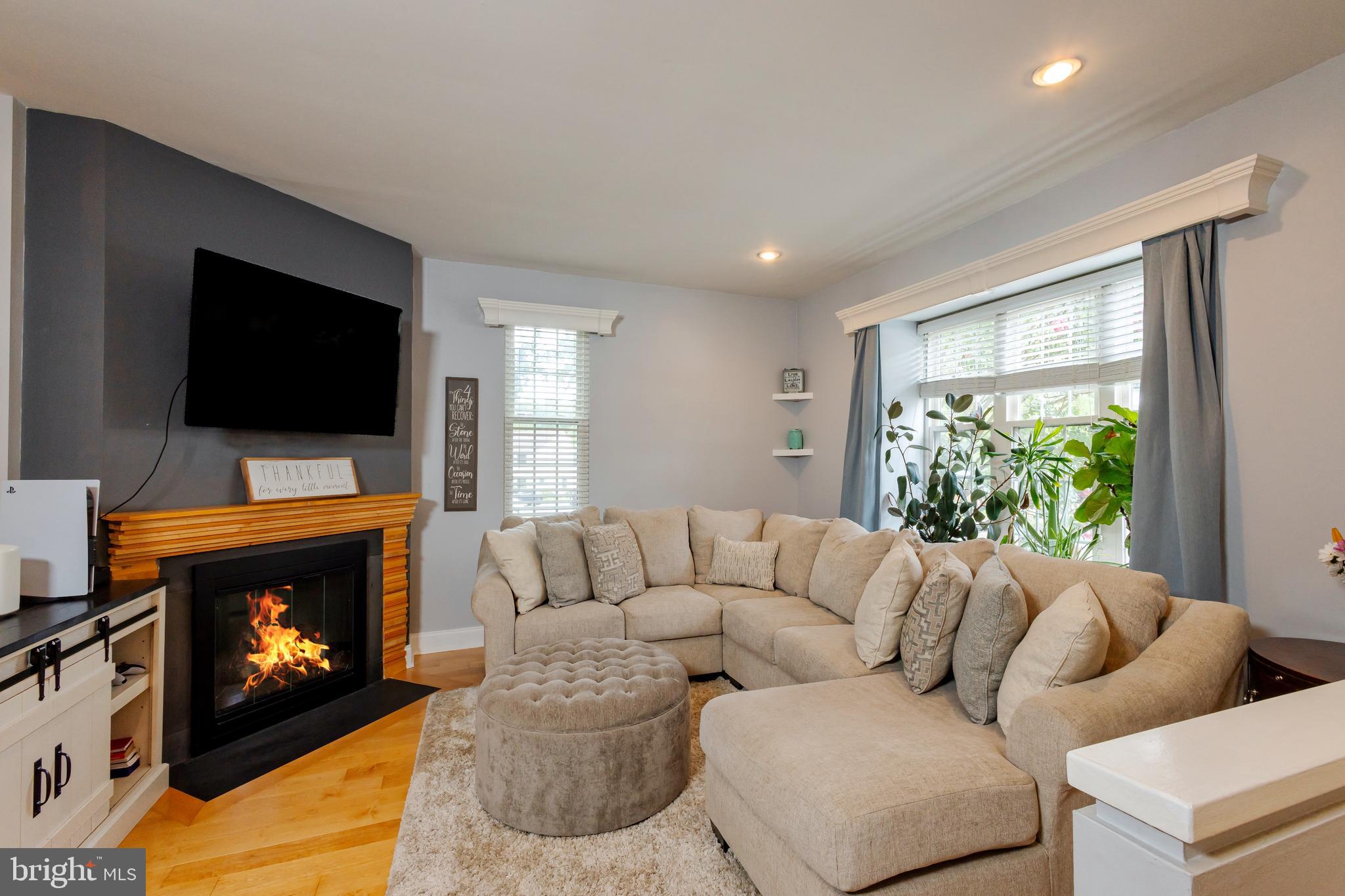 701 KINGS CROFT