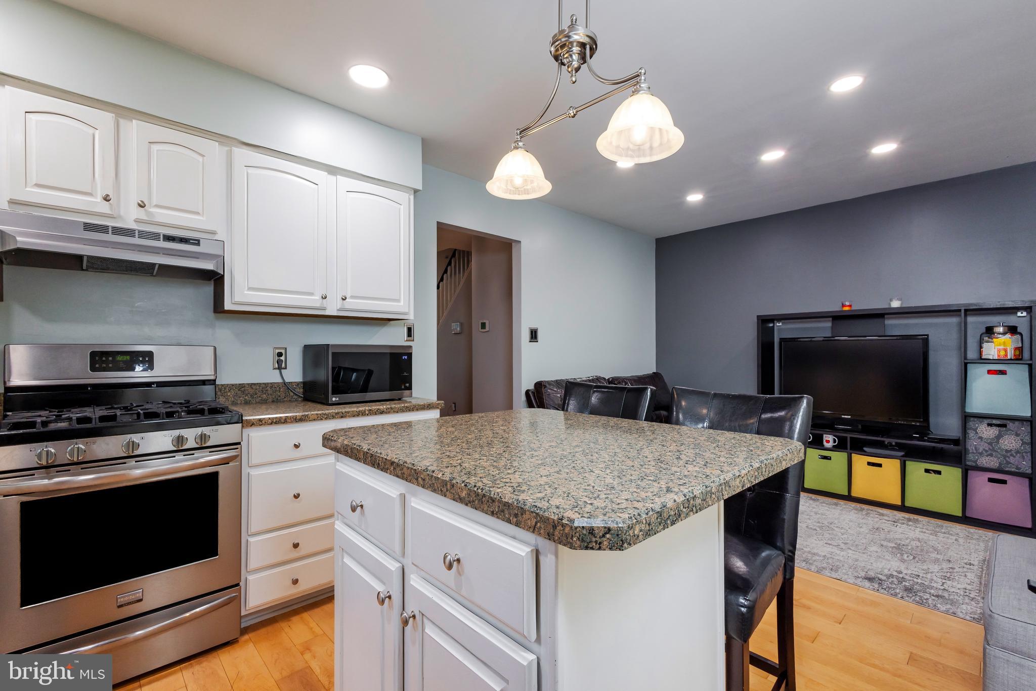 701 KINGS CROFT