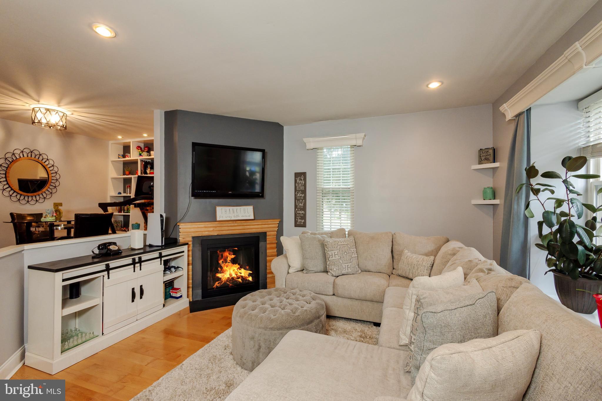 701 KINGS CROFT