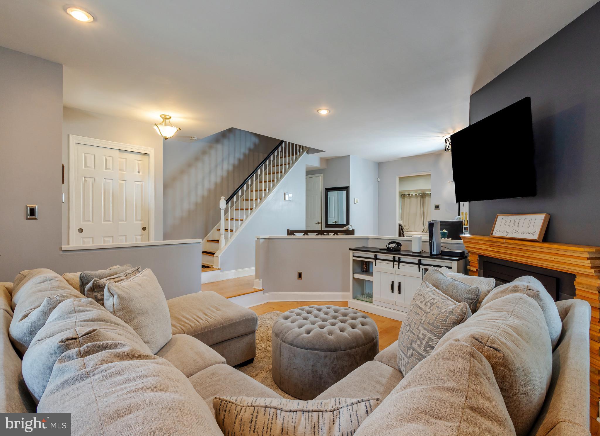 701 KINGS CROFT