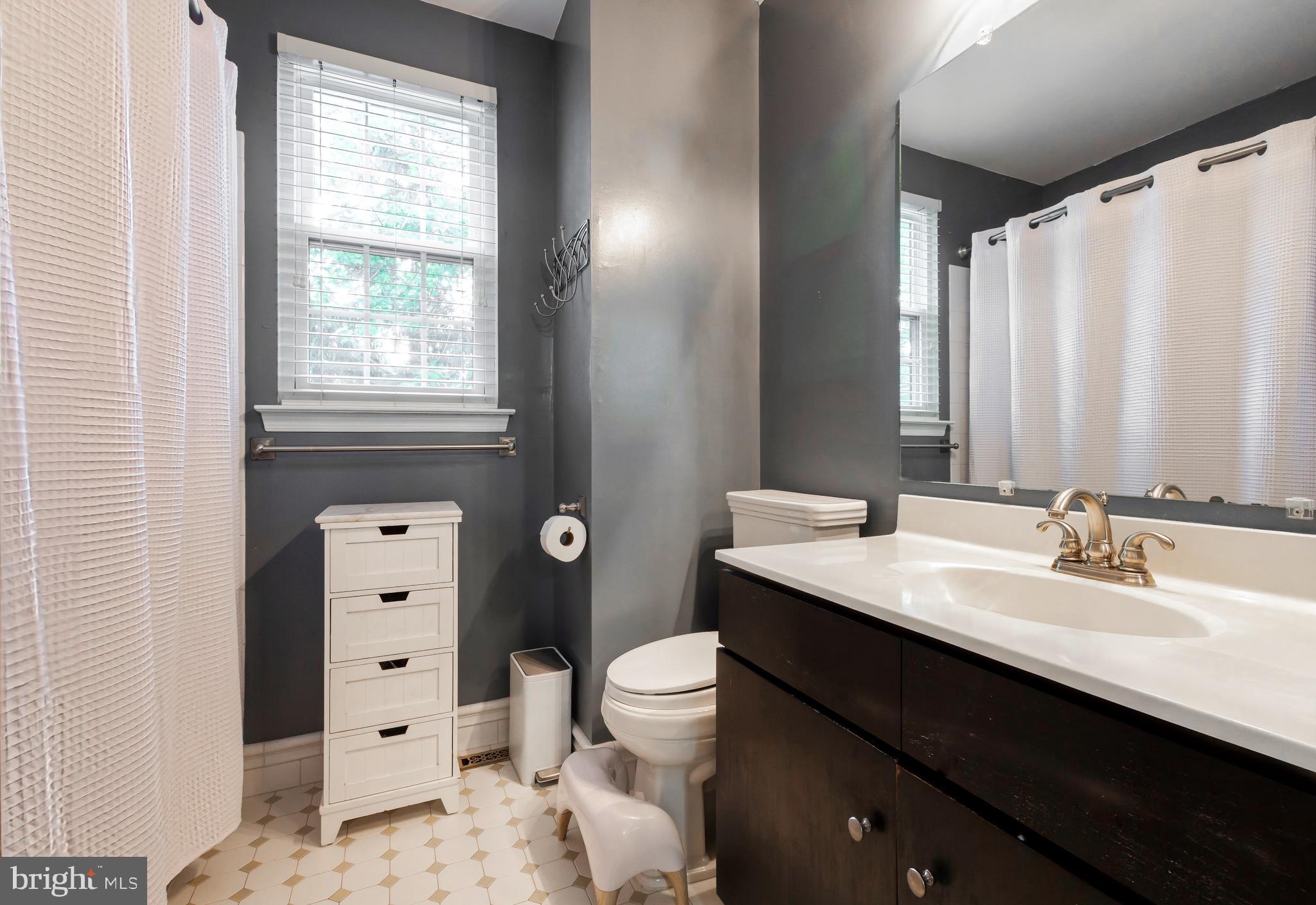701 KINGS CROFT